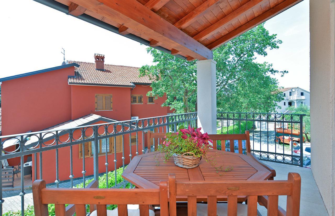 Apartments Marija 1089 Porec Bagian luar foto
